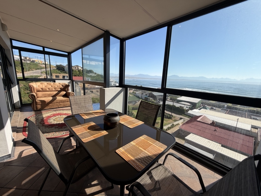 2 Bedroom Property for Sale in De Bakke Western Cape